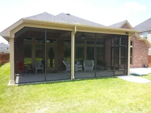 Create Relaxation Areas with Screen Enclosures